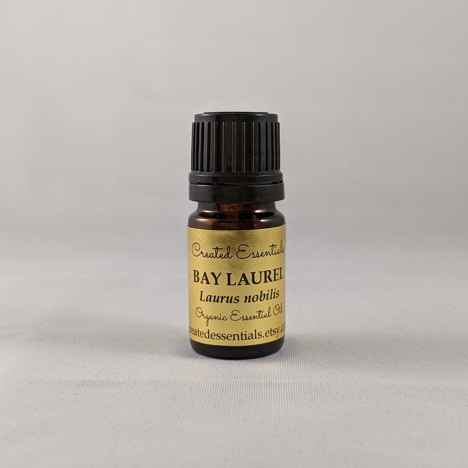 Bay Laurel Essential Oil | Organic Bay Laurel Essential Oil | Pure Essential Oil | Therapeutic Essential Oil of Bay Laurel, Laurus nobilis